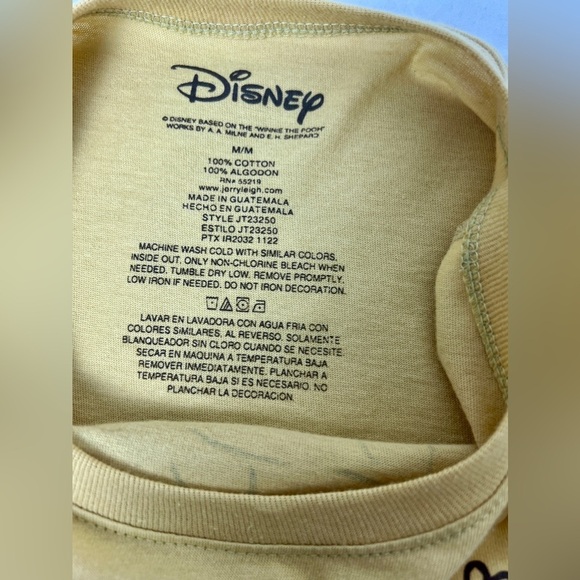 Disney Winnie the Pooh tee medium - Picture 4 of 4